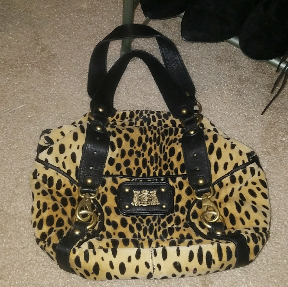 One day sale❤Juicy Couture Velour  LeopardBag